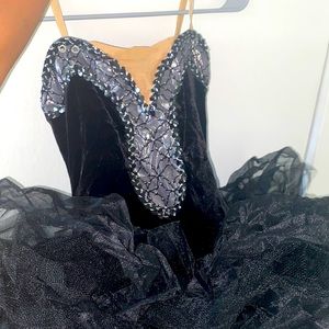 Black Swan Inspired Dance Costume BRAND: A Wish Come True